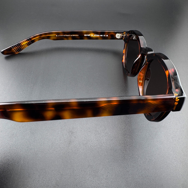عینک آفتابی پنتوس آلبرت وگ مدل S31107C2 Acetate Avantgarde Visionary
